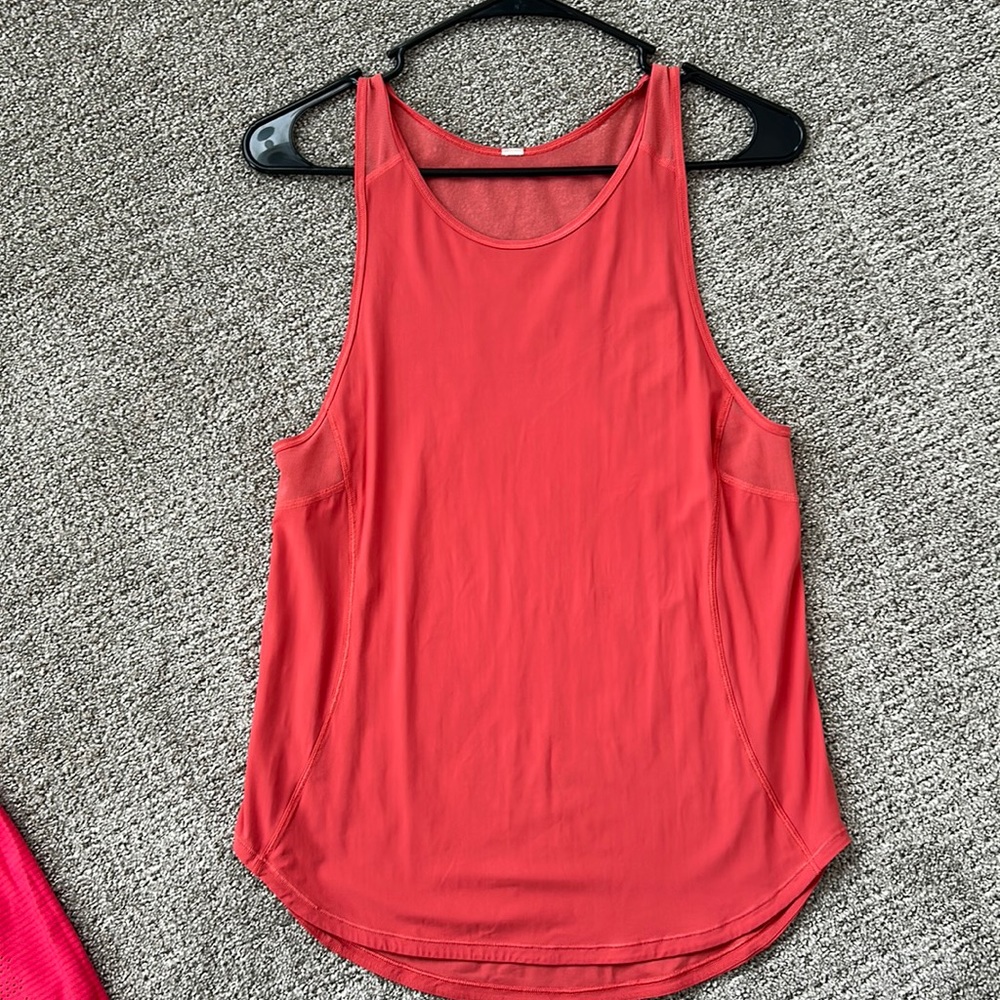 Lulu running tank
